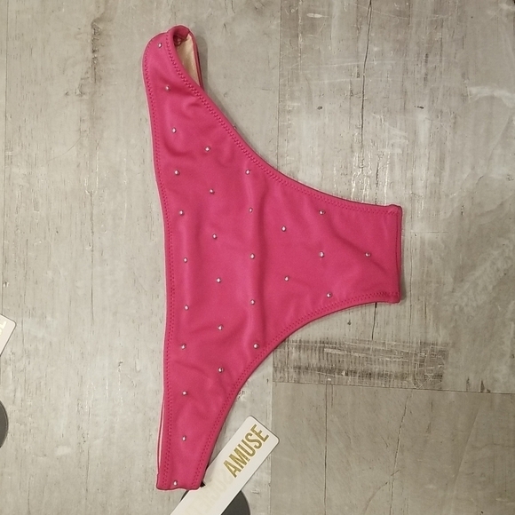 💕AMUSE SOCIETY💕 Bikini ~ Presley Stud Top + Eliza Stud Skimpy Bottom Small NWT - Picture 10 of 15